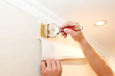 Pose de papier peint à la Bretenière — revêtements muraux et toiles de verre